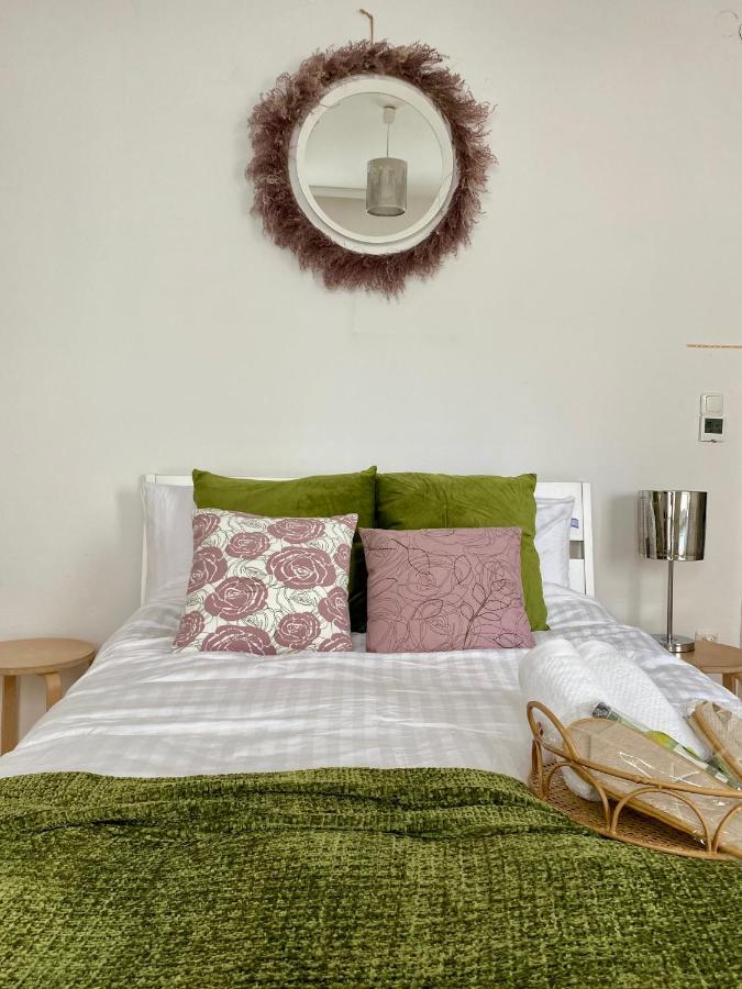 Stay In Aux, Feel At Home ! 2 Room Apartment Central Incl All You Need For 4 Person, 24H Check In, Pkw Parking Only Augsburg Ngoại thất bức ảnh